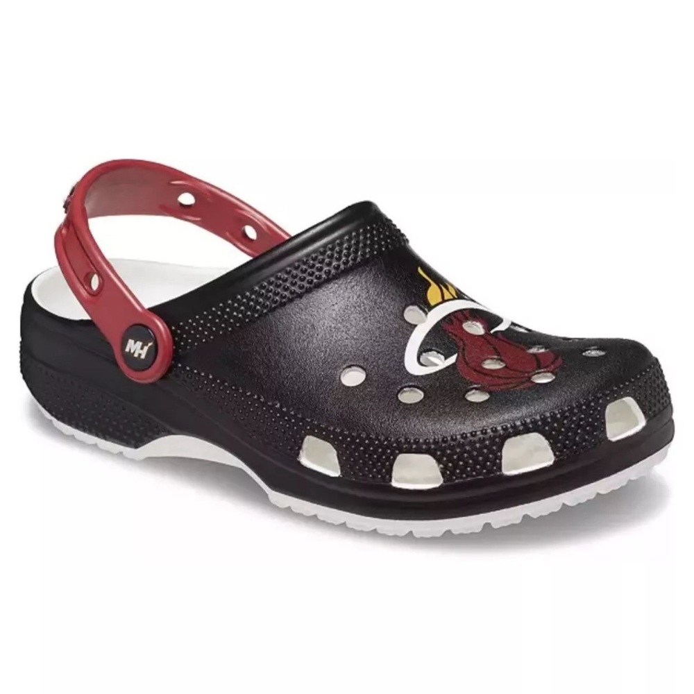 Crocs NBA Miami Heat‎ Classic Clogs Men Size 10 / Women 12 208861-001 NEW UNISEX